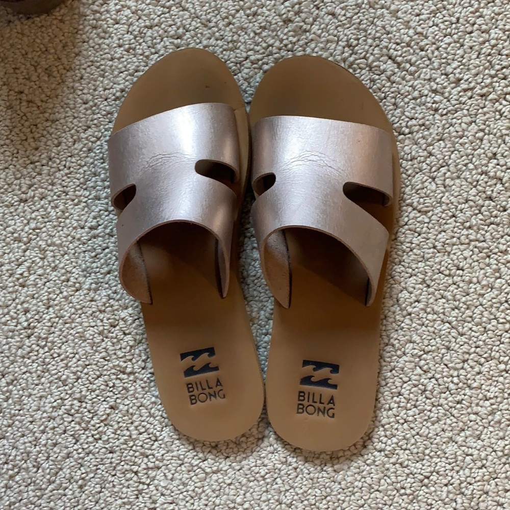 Champagne pink sandals.